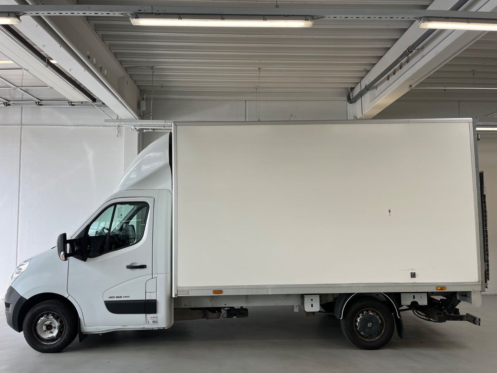Hvid Renault Master III T35 fra 2015