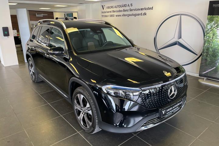 Sort Mercedes EQB250+ fra 2026