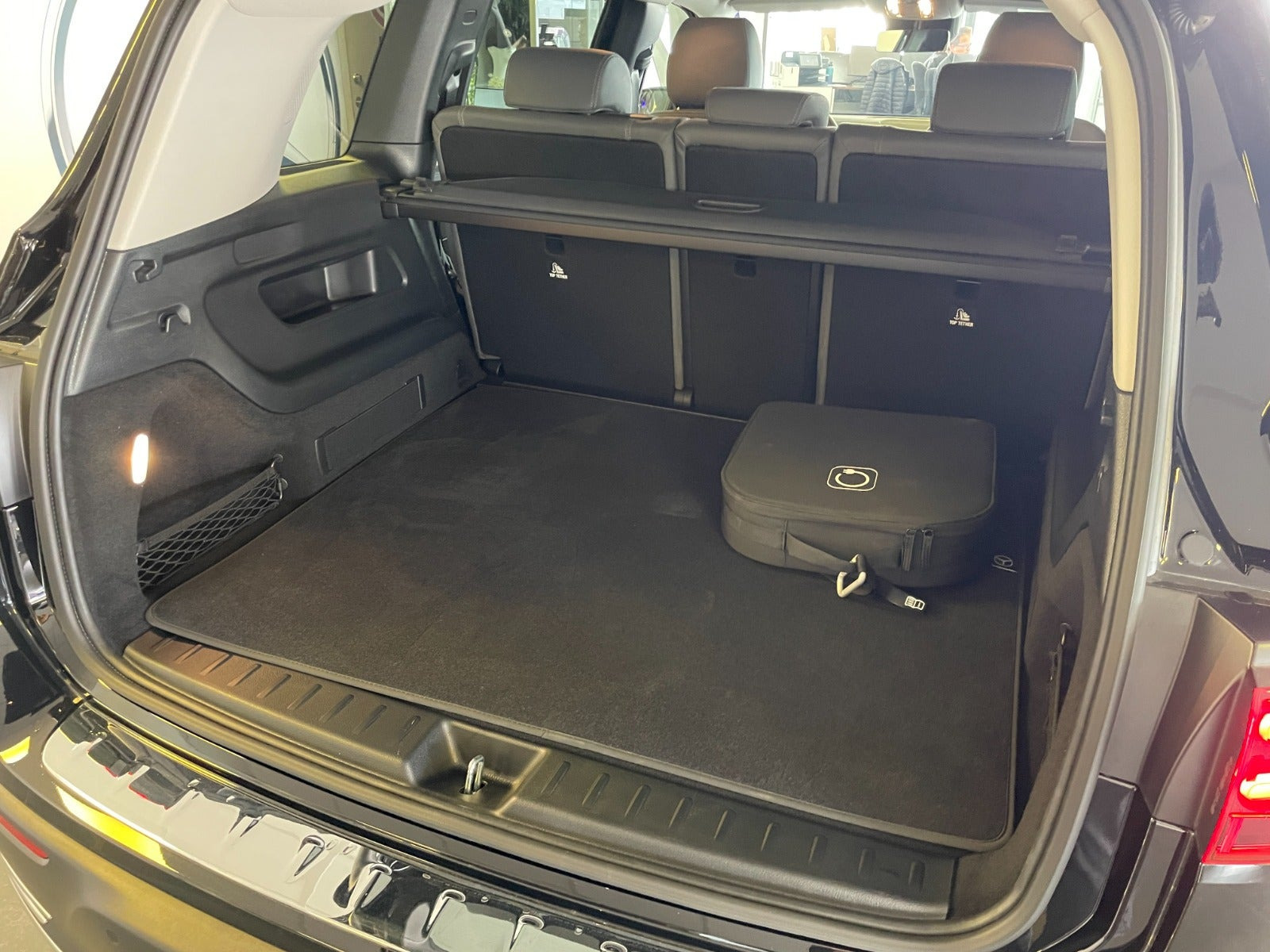 Sort Mercedes EQB250+ fra 2026