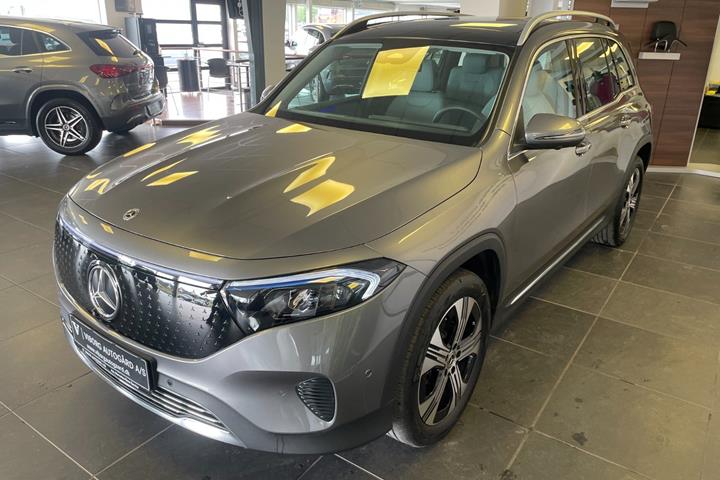Grå Mercedes EQB250+ fra 2026