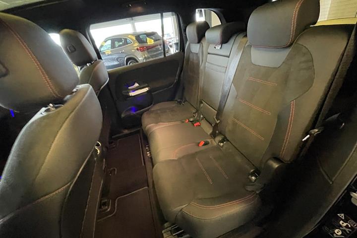 Sort Mercedes EQB250+ fra 2025