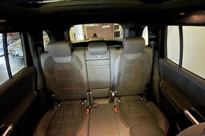 Sort Mercedes EQB250+ fra 2025
