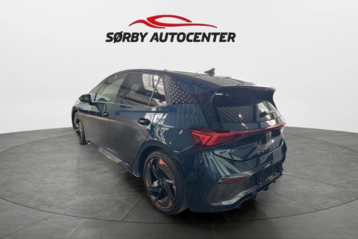Blå Cupra Born fra 2022