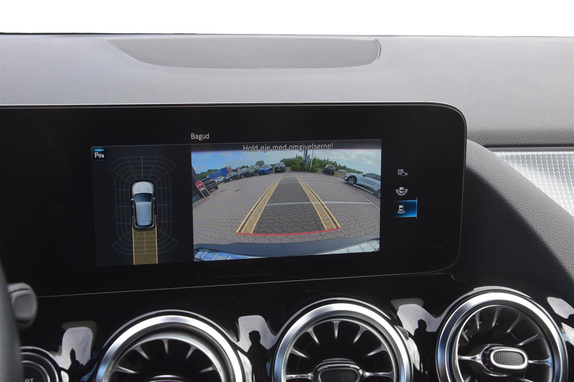Sort Mercedes EQA 250 fra 2023