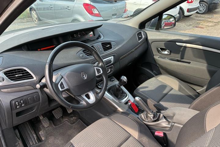 undefined Renault Scenic XMod fra 2013