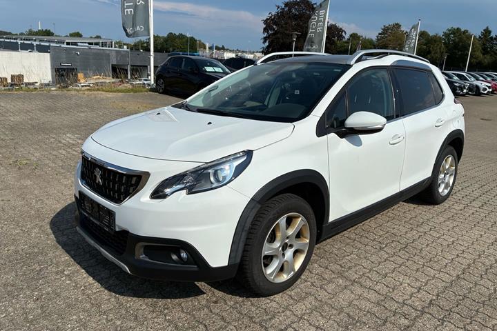 Hvid Peugeot 2008 fra 2018 set udefra