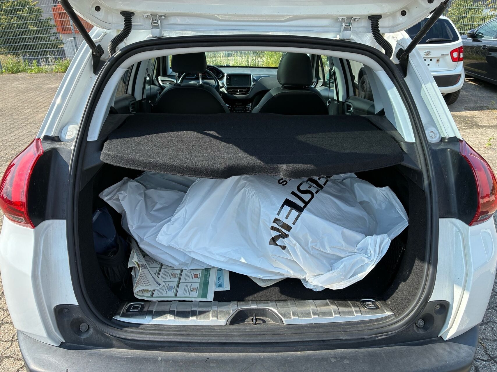 Hvid Peugeot 2008 fra 2018