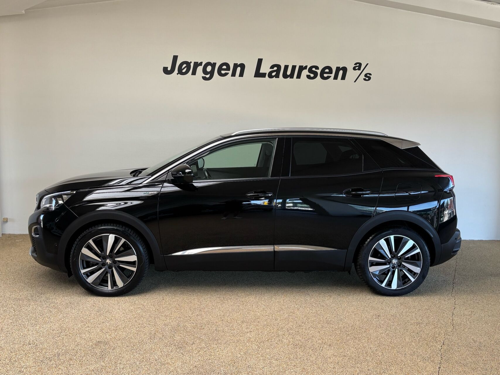 Sort Peugeot 3008 fra 2020