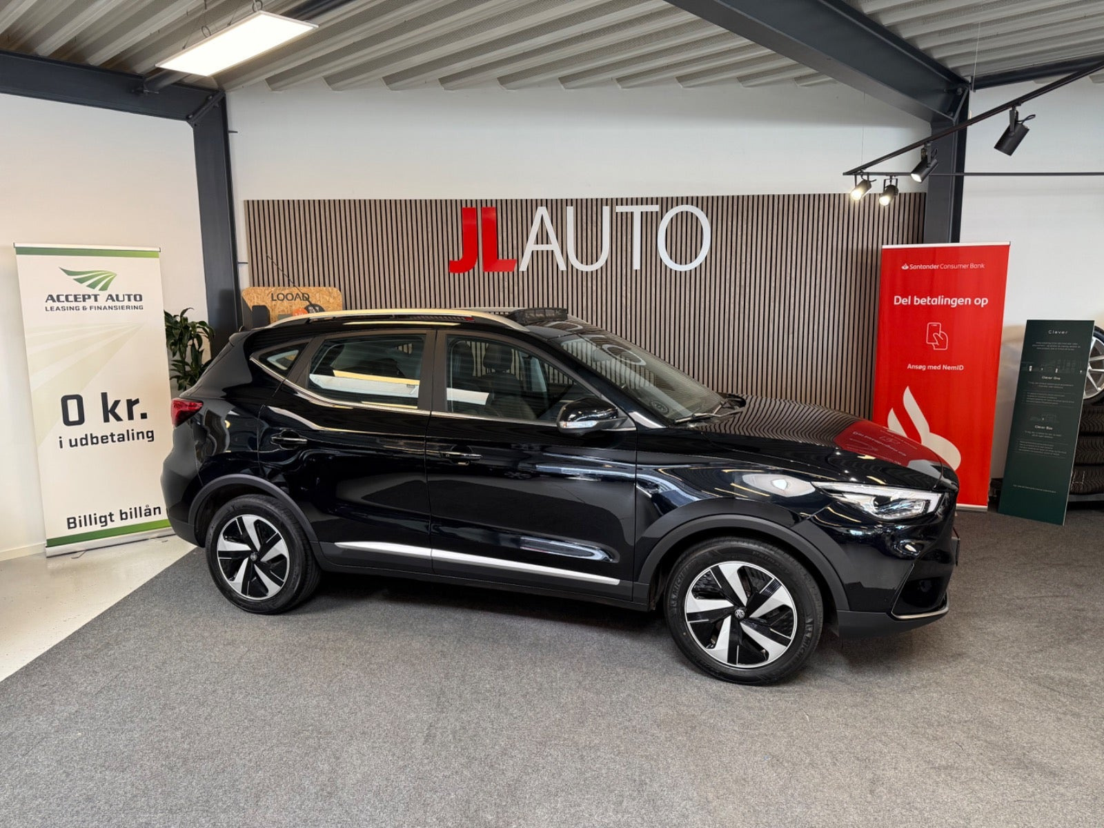 MG ZS 50 Luxury