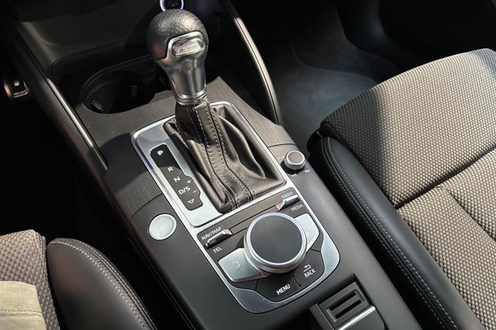 undefined Audi A3 fra 2018