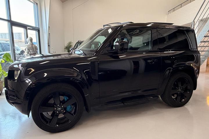 undefined Land Rover Defender 90 fra 2021