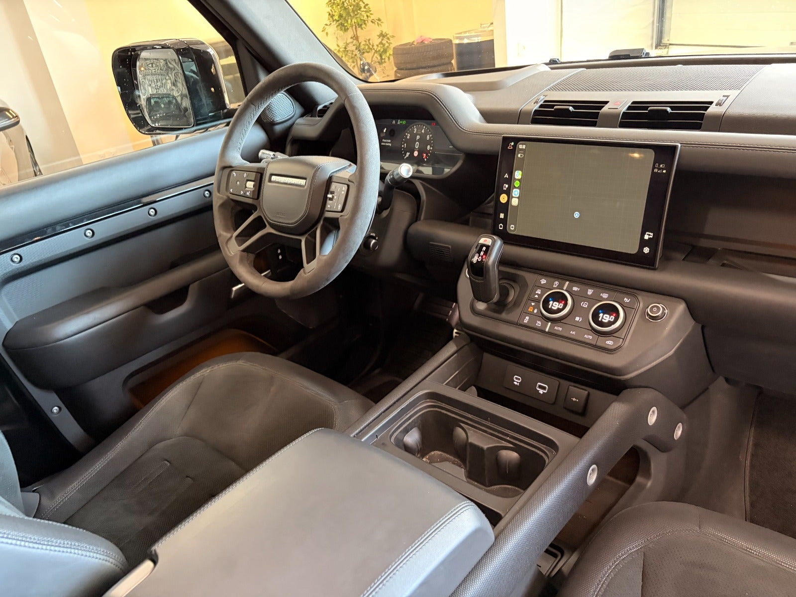 undefined Land Rover Defender 90 fra 2021