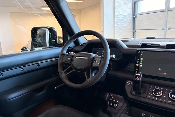 undefined Land Rover Defender 90 fra 2021