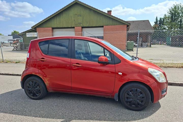 Orange Suzuki Splash fra 2008