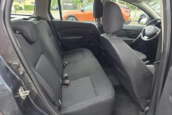 undefined Dacia Logan fra 2016