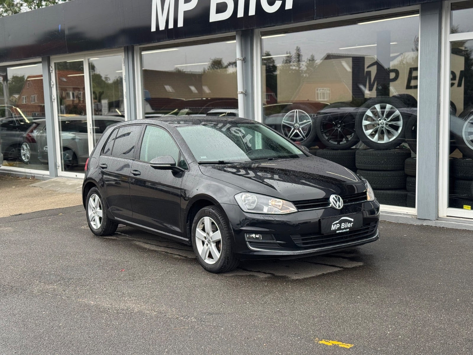 Sort VW Golf VII fra 2014