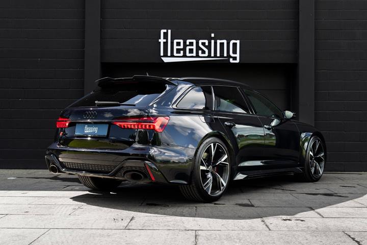 Sort Audi RS6 fra 2021