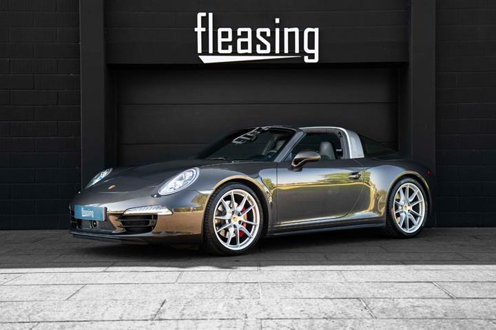 Grå Porsche 911 Targa 4S fra 2014