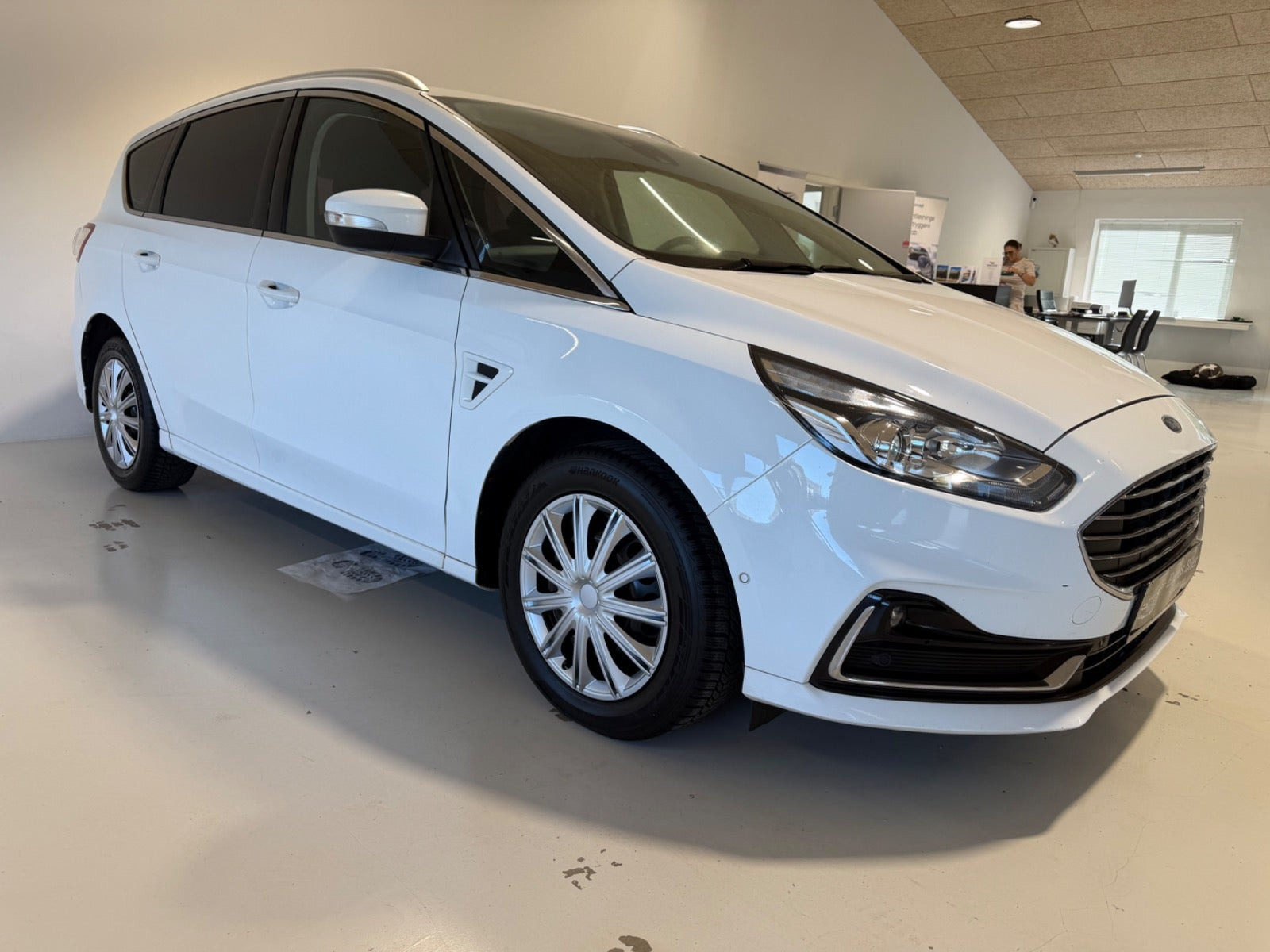Ford S-MAX 2,0 EcoBlue Titanium aut. Van