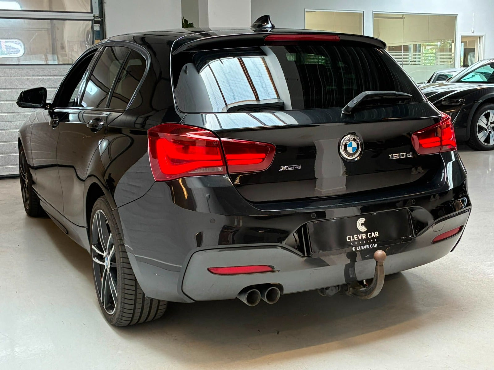 Sort BMW 120d fra 2018
