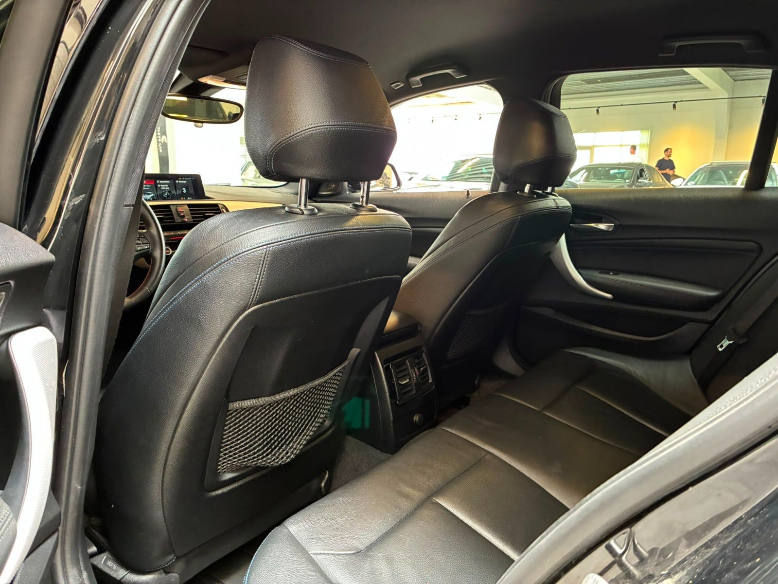 Sort BMW 120d fra 2018