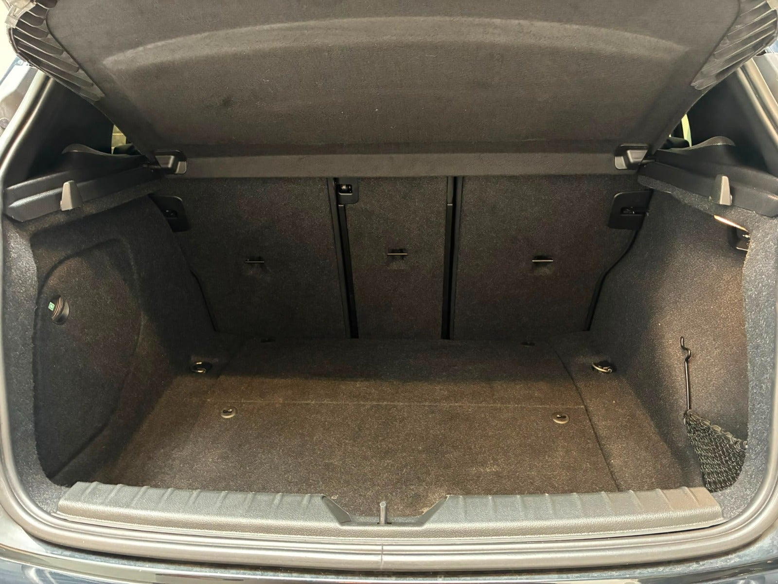 Sort BMW 120d fra 2018