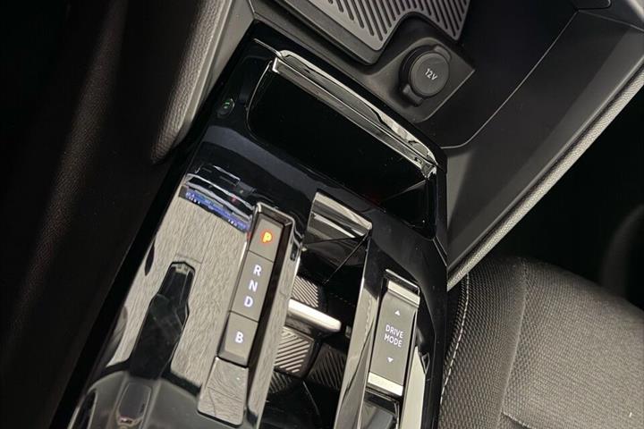 Grå Citroën ë-C4 fra 2025