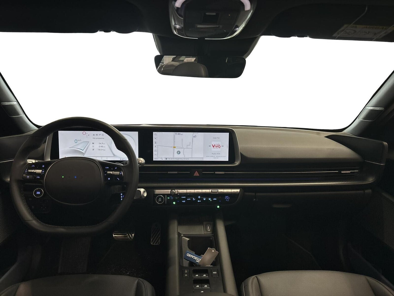 Grå Hyundai Ioniq 6 fra 2025