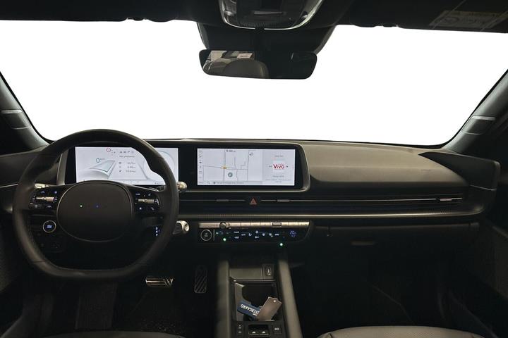 Grå Hyundai Ioniq 6 fra 2025