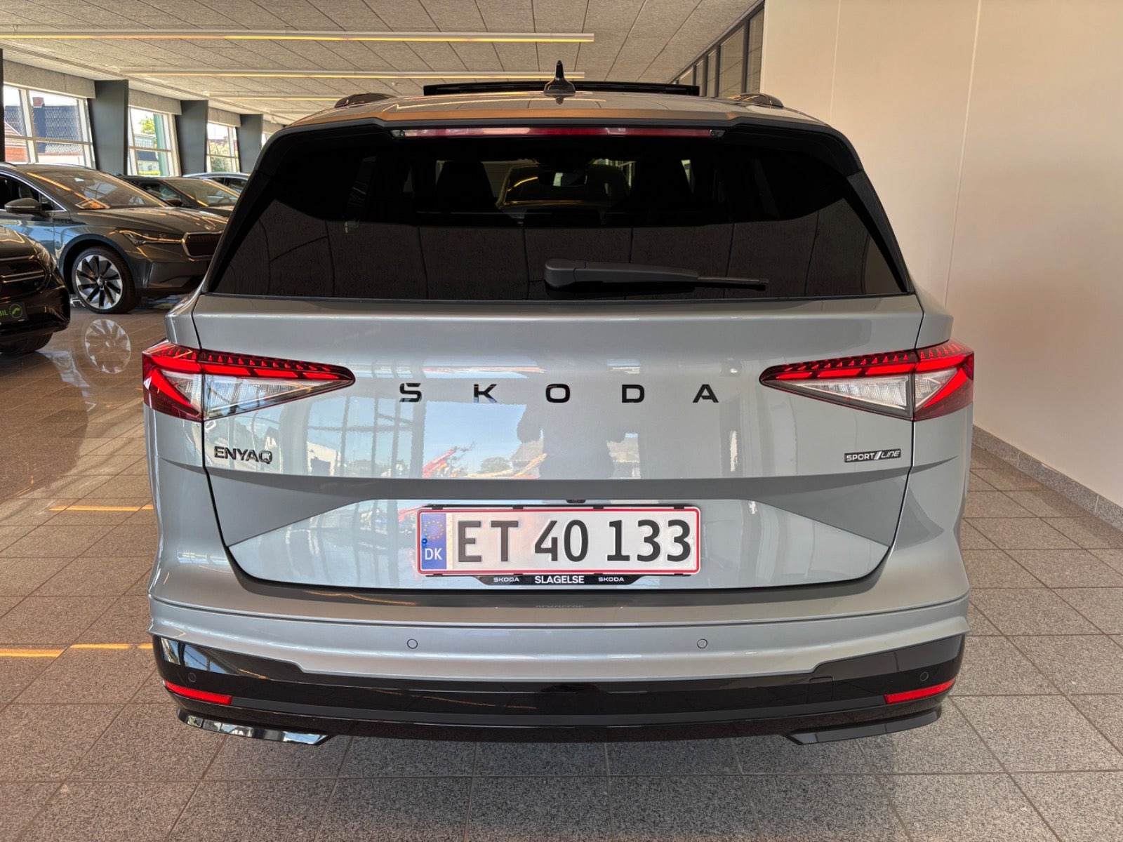 Sølv Skoda Enyaq fra 2025