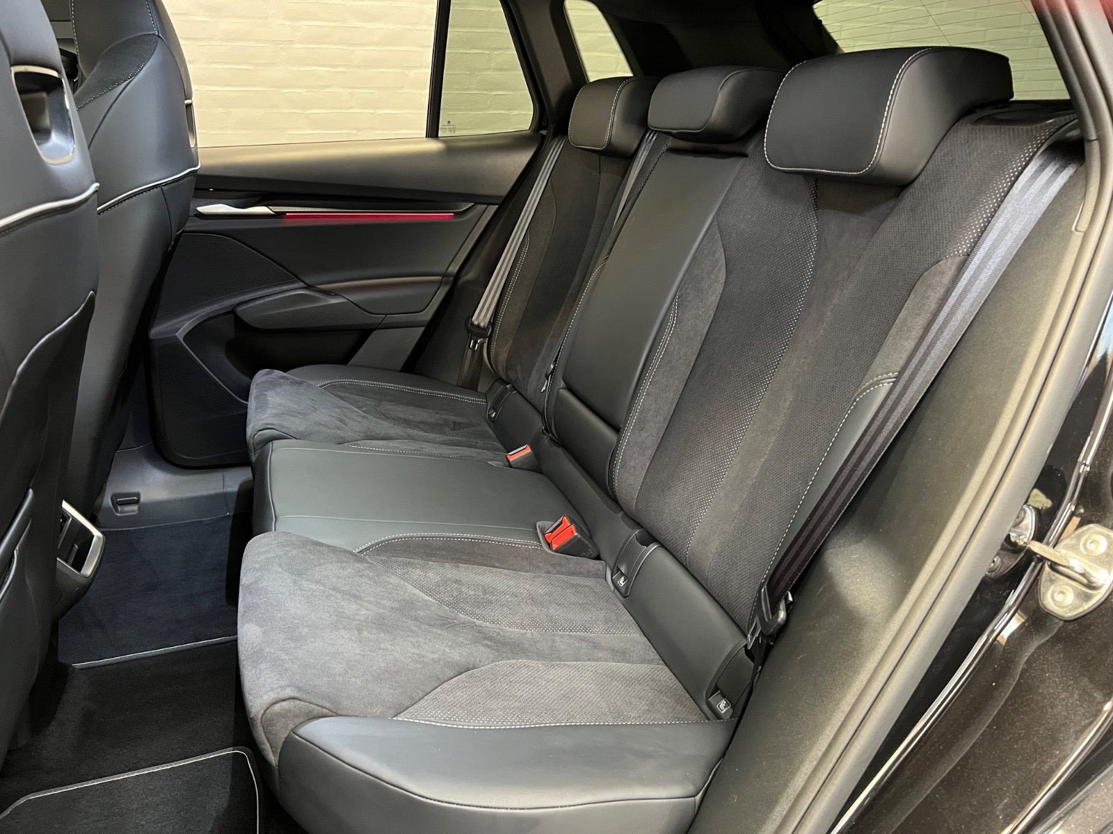 Sort Skoda Elroq fra 2025