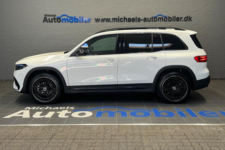 Hvid Mercedes EQB250+ fra 2025