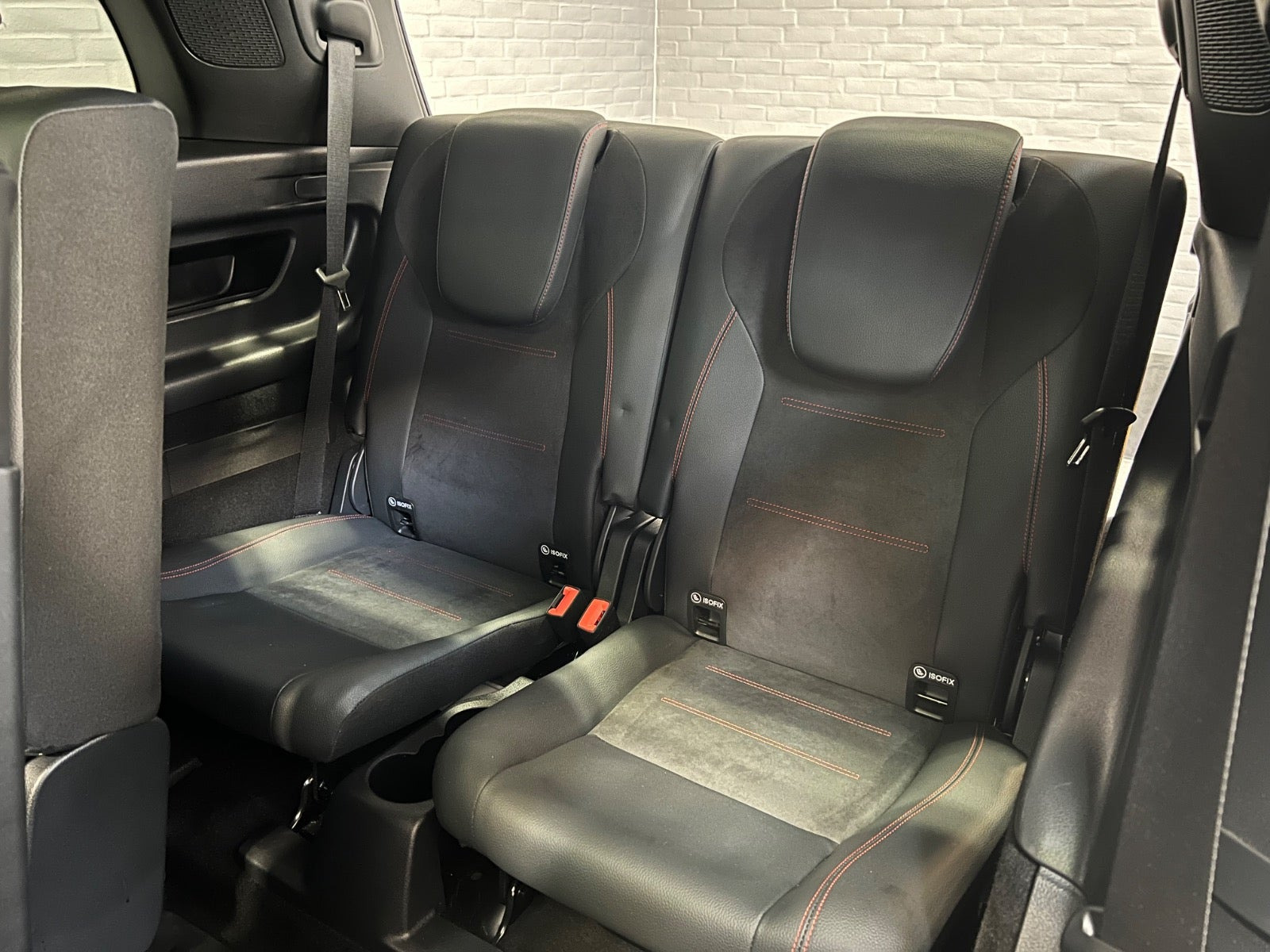 Hvid Mercedes EQB250+ fra 2025
