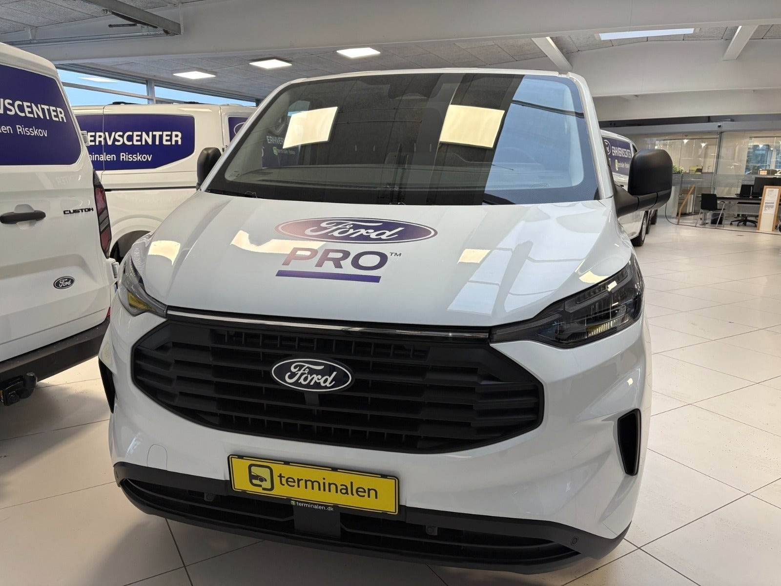 Ford Transit Custom 320 L2 2,0 EcoBlue Trend aut.