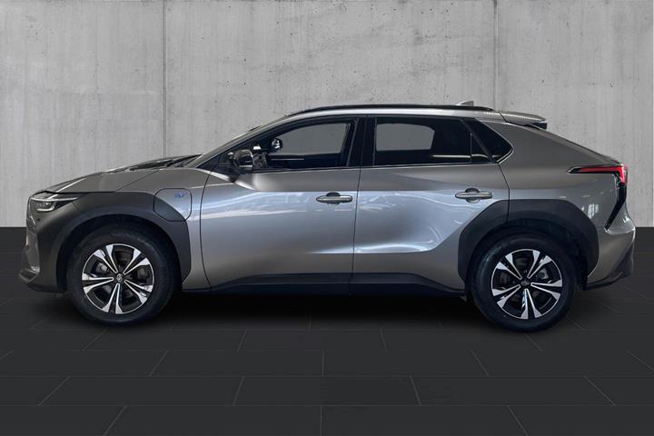Grå Subaru Solterra fra 2023