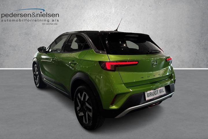 Grøn Opel Mokka-e fra 2023