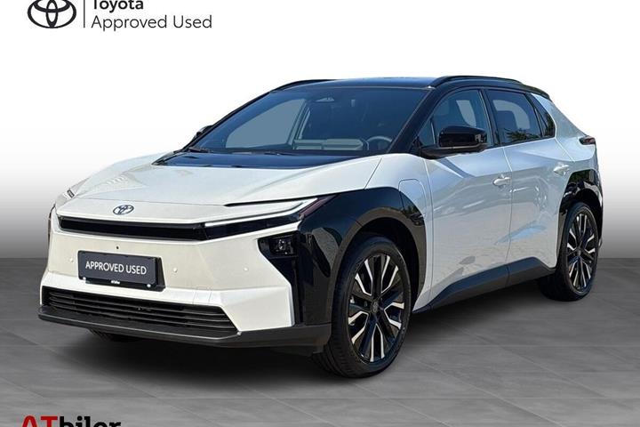 Hvid Toyota BZ4X fra 2026