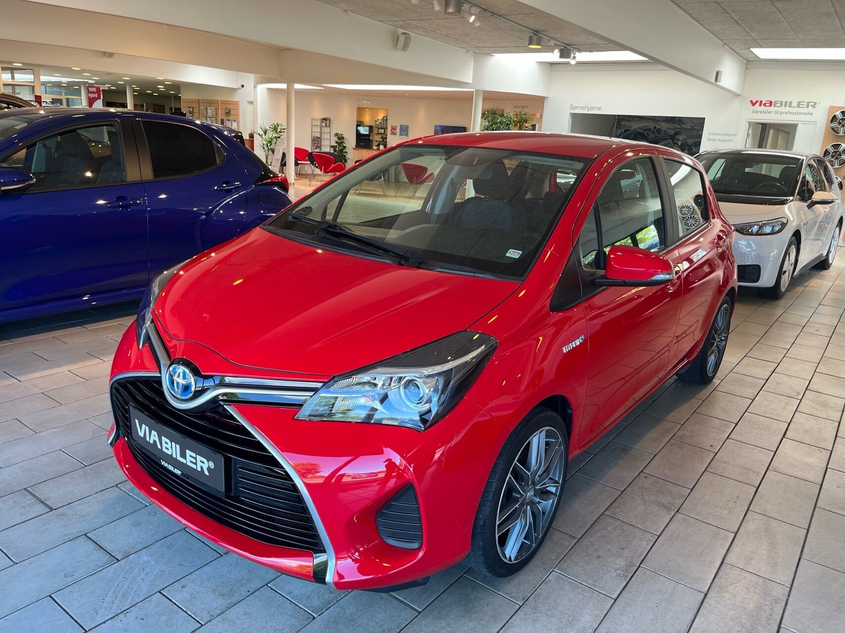 Toyota Yaris 1,5 Hybrid H2 E-CVT 100HK 5d Trinl. Gear