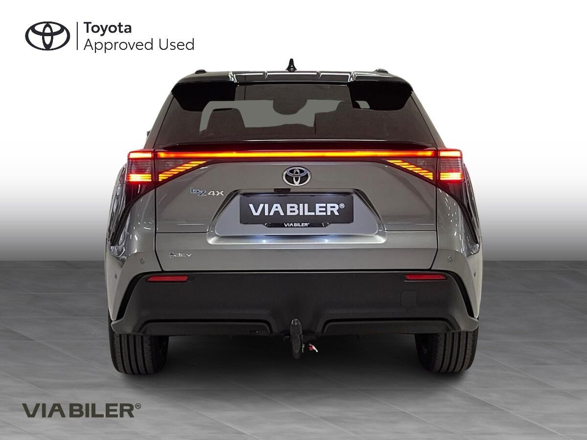 undefined Toyota BZ4X fra 2026