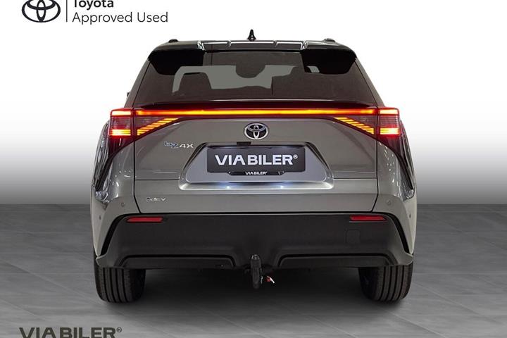 undefined Toyota BZ4X fra 2026