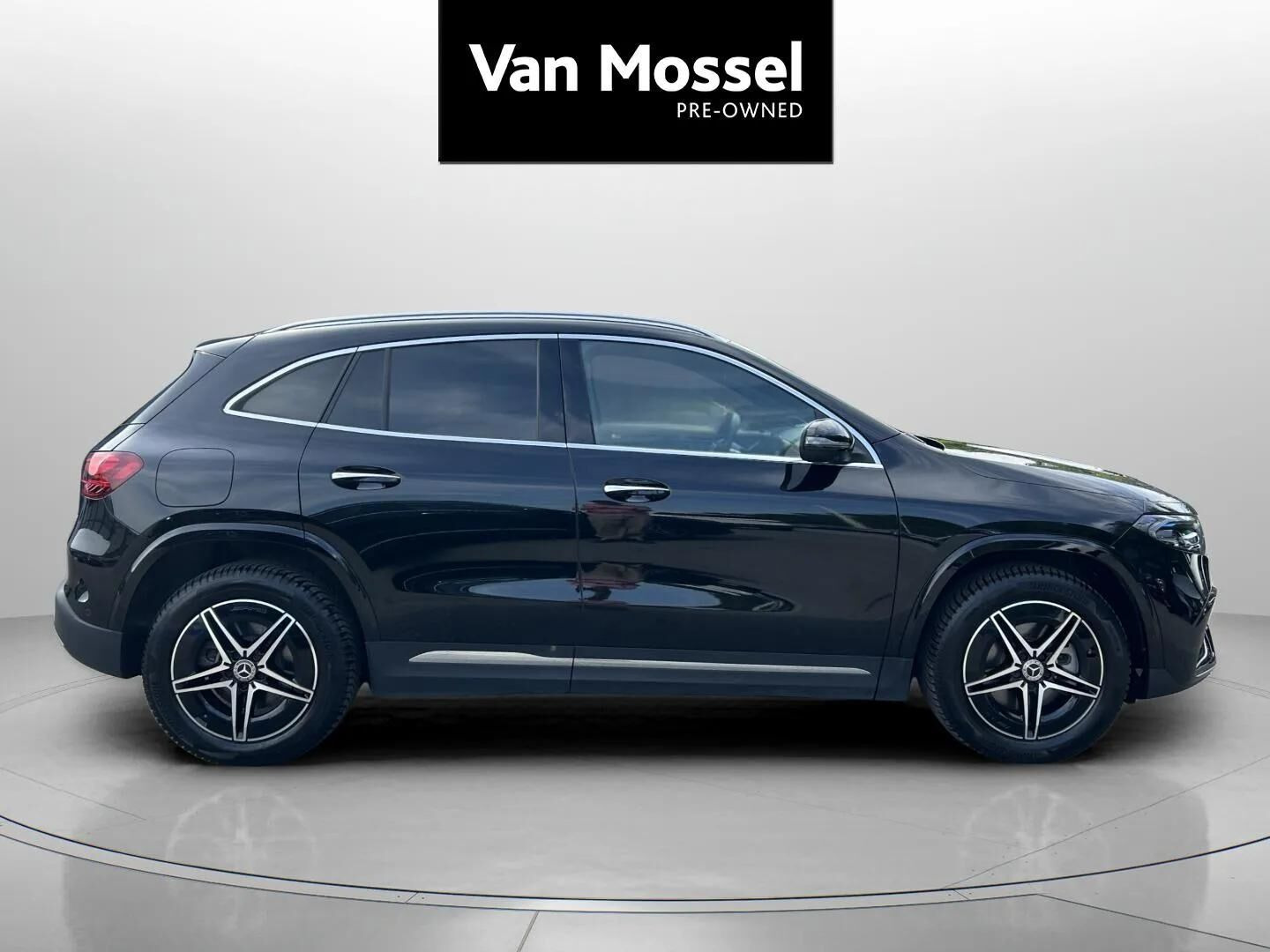 Sort Mercedes EQA 250+ fra 2025