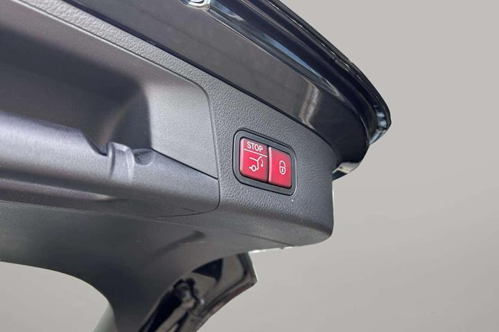 Sort Mercedes EQA 250+ fra 2025