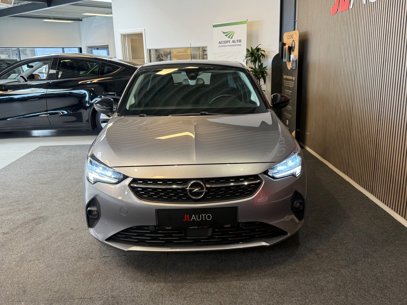 Sølv Opel Corsa-e fra 2022