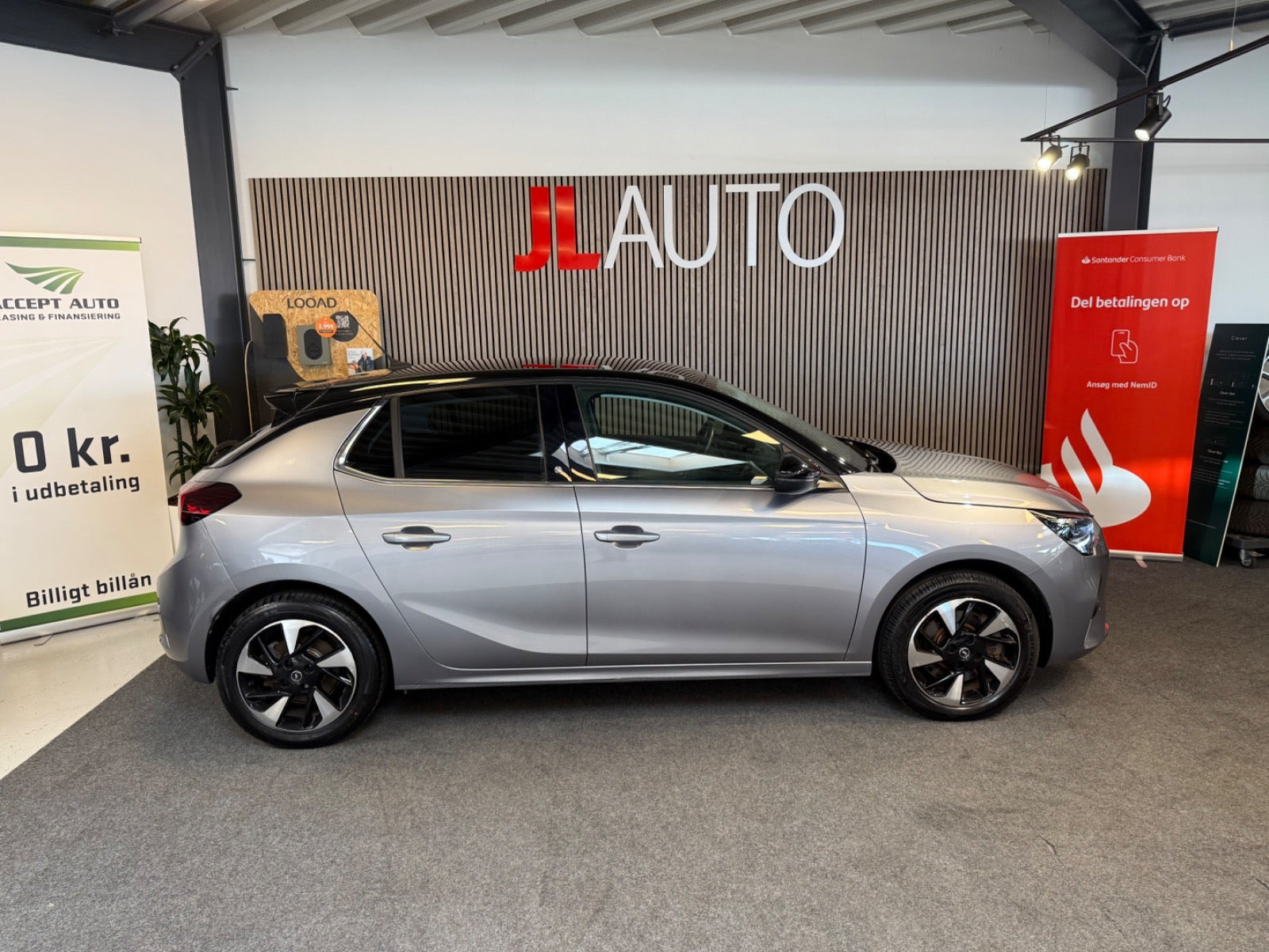 Sølv Opel Corsa-e fra 2022