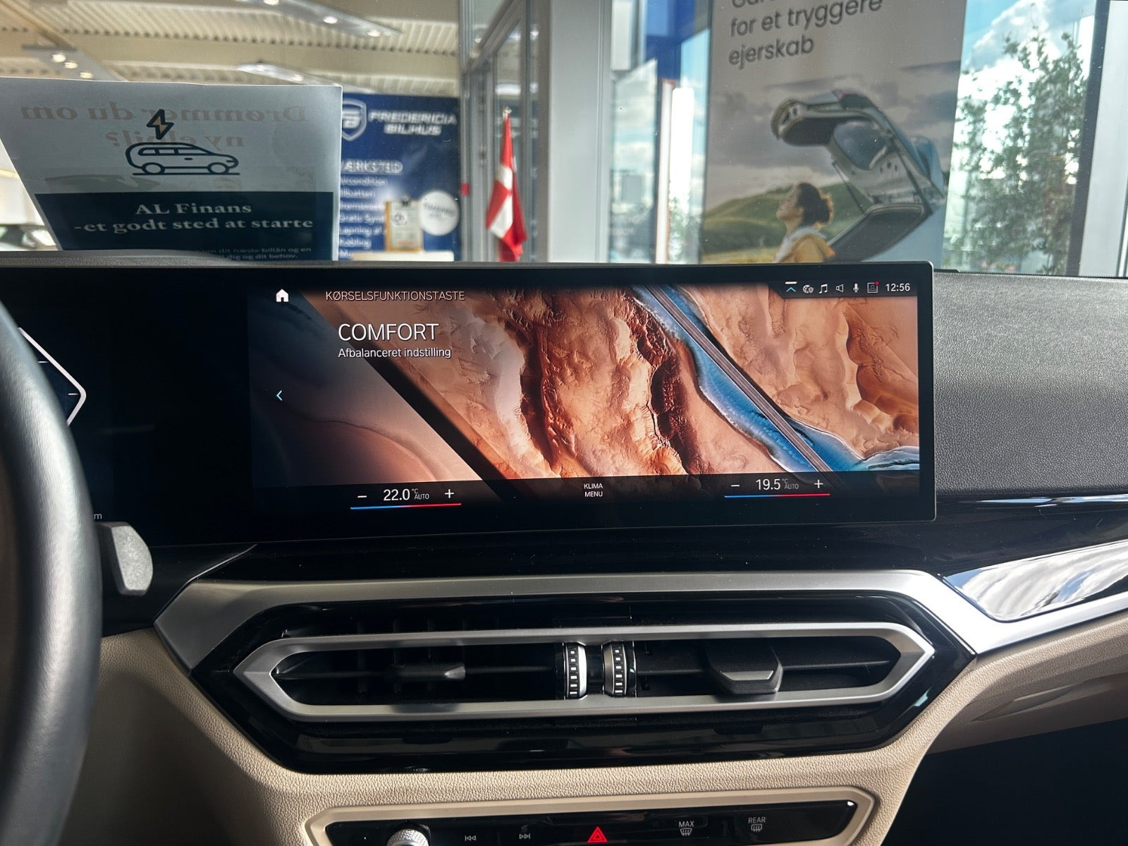 Sort BMW i4 fra 2023