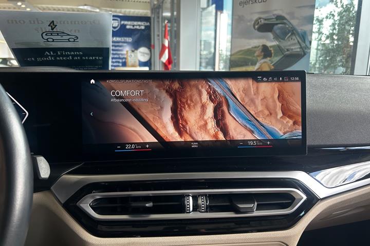 Sort BMW i4 fra 2023