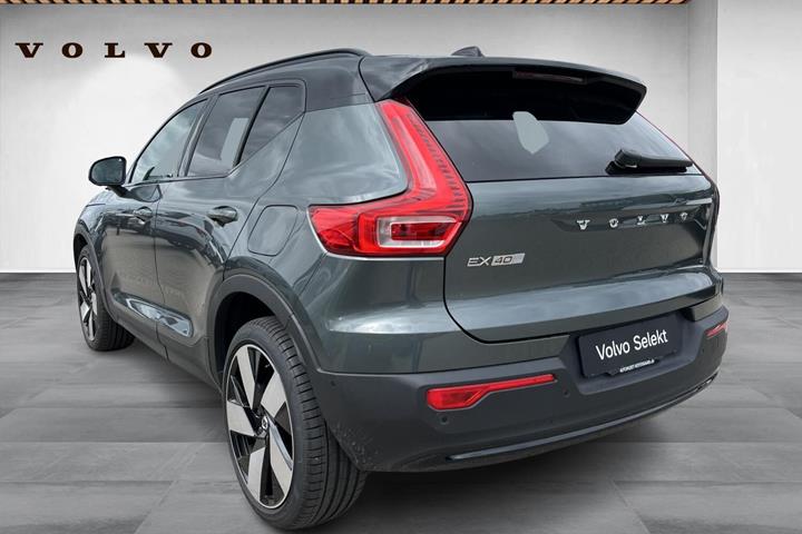 Grøn Volvo EX40 fra 2026