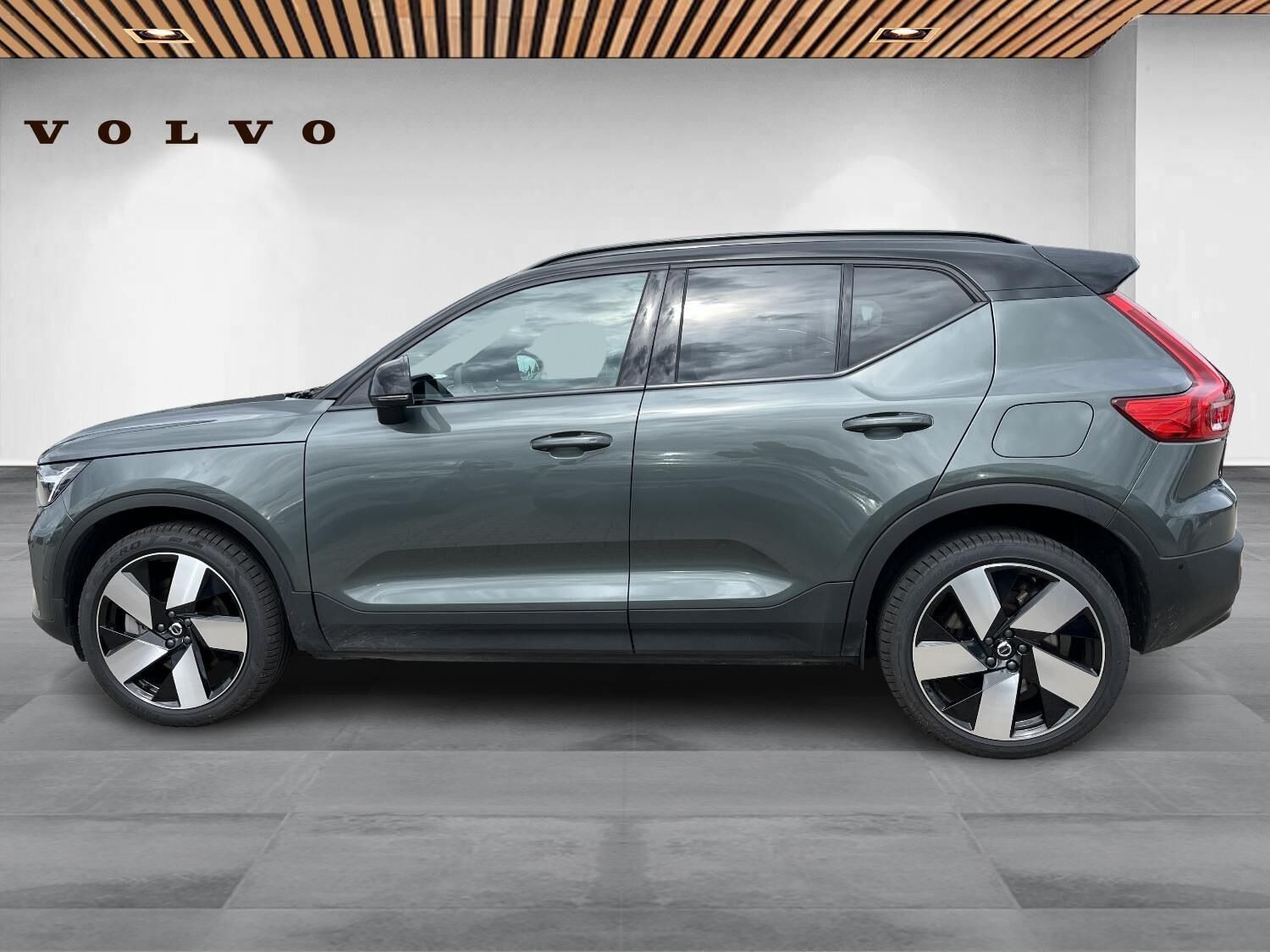 Grøn Volvo EX40 fra 2026