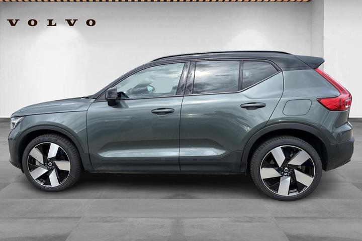 Grøn Volvo EX40 fra 2026