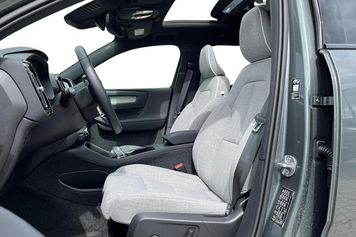 Grøn Volvo EX40 fra 2026
